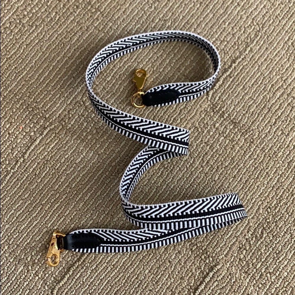 purse shoulder strap with gold hardware clip 40”